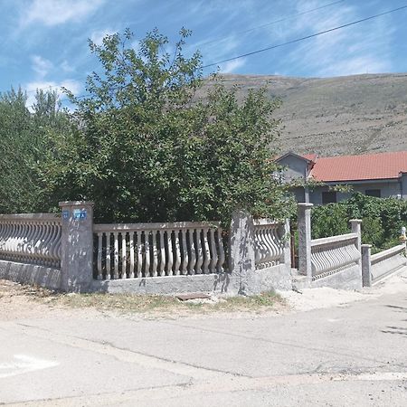 Gm - Studio Apartment Trebinje Ruang foto