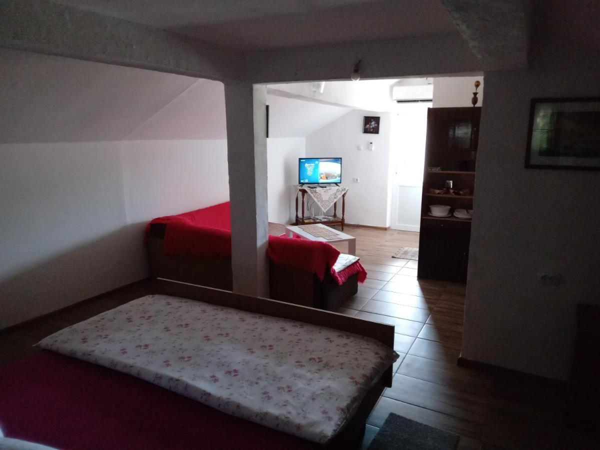 Gm - Studio Apartment Trebinje Bagian luar foto
